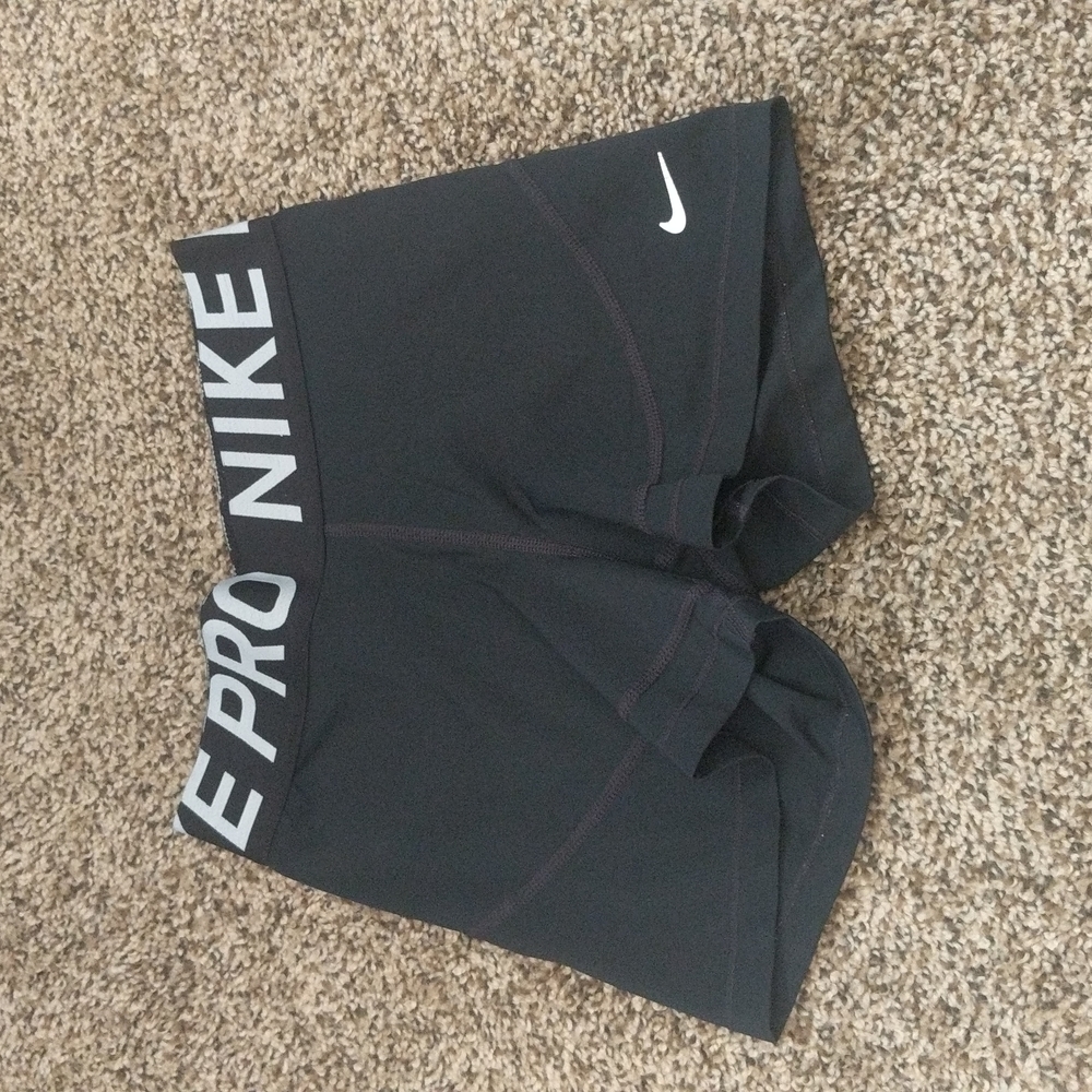nike pro spandex shorts